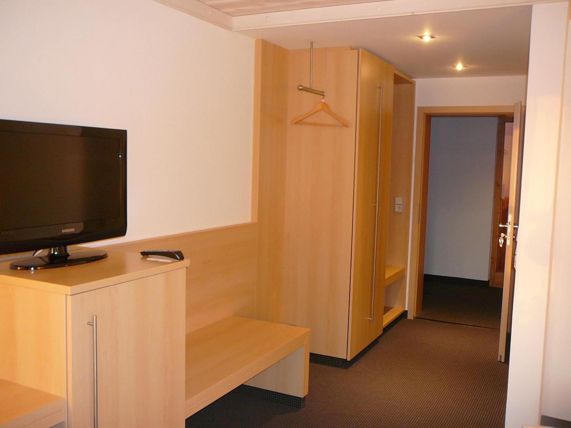 Landhotel Groenenbach Bad Grönenbach Rom bilde