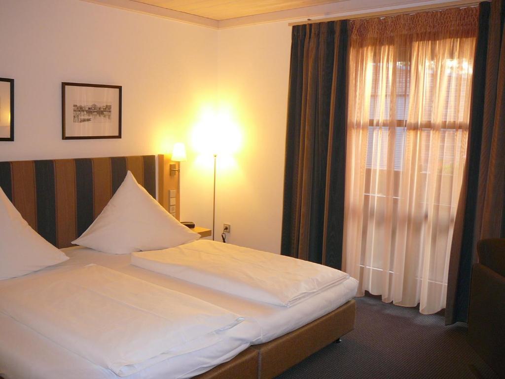 Landhotel Groenenbach Bad Grönenbach Rom bilde